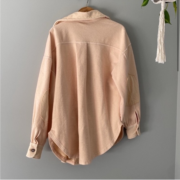 🍑 FREE PEOPLE Ruby Shacket in Peach. Oversized. LARGE. Excellent Cond!! - Picture 7 of 14